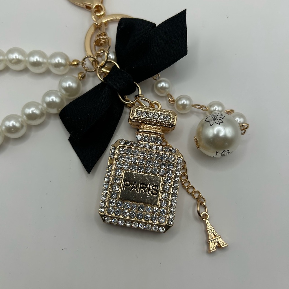 & Other Stories Pearl and Black Key Holder - Picture 3 of 4